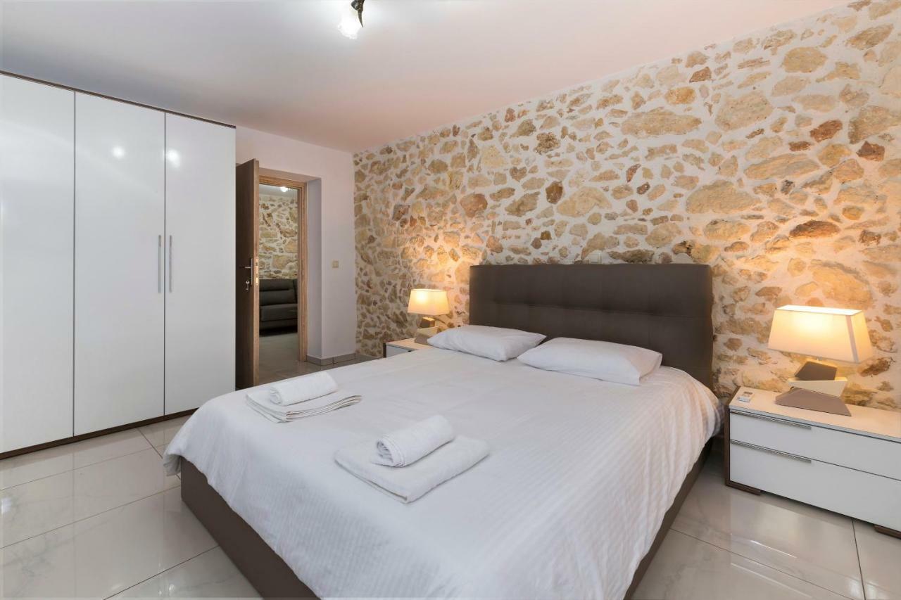 Wave Apartment Chania  Екстер'єр фото