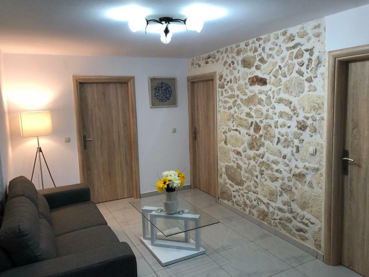 Wave Apartment Chania  Екстер'єр фото